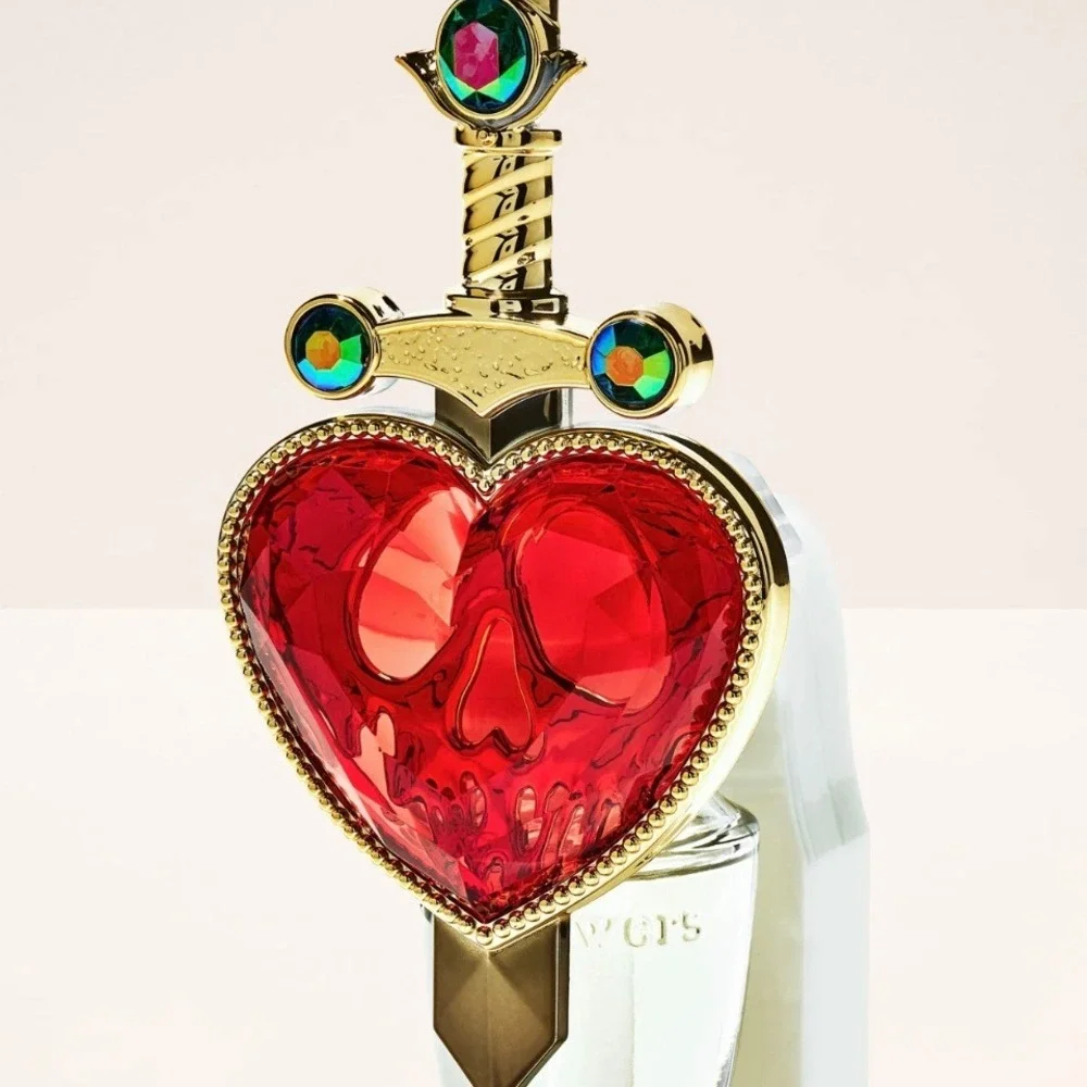 New Bath & Body Works Villains Queen of Hearts Sword Wallflower Light Up Plug In